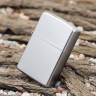 Зажигалка Zippo Classic 205 с бензином